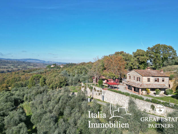 Bauernhaus zum Kauf 720.000 € 14 Zimmer 273 m² 63.000 m² Grundstück Cetona 53040