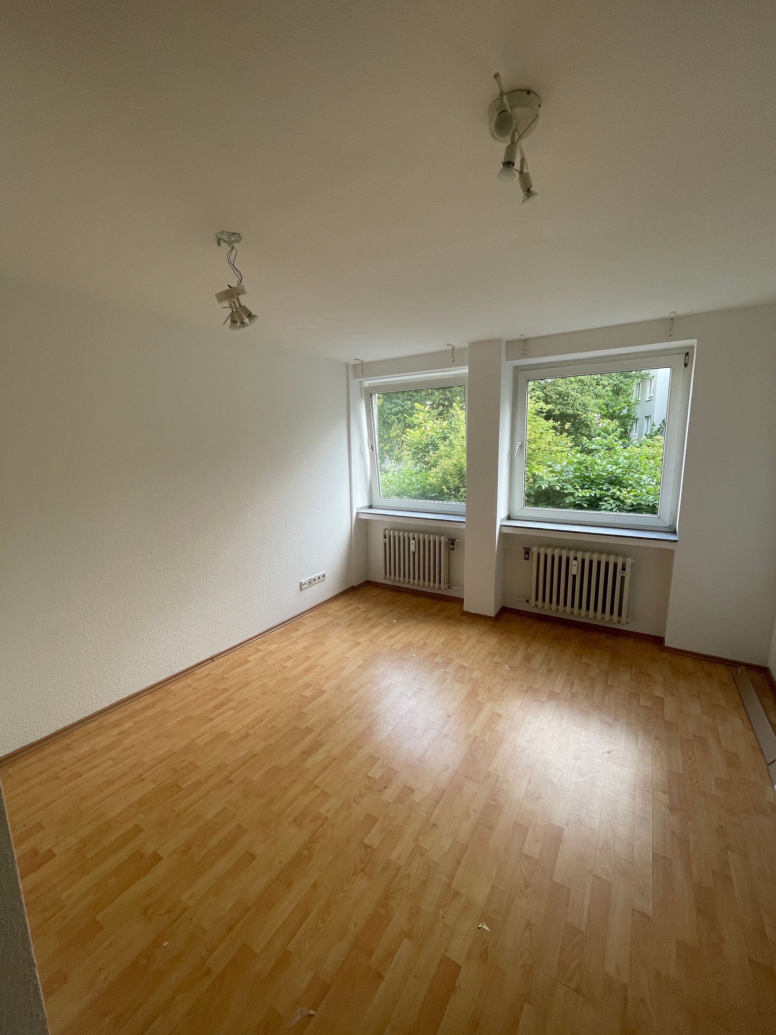 Wohnung zur Miete 600 € 1 Zimmer 25 m²<br/>Wohnfläche 2.<br/>Geschoss Achnerstraße 325 Lindenthal Köln 50931