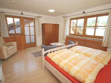 Wohnung zur Miete Wohnen auf Zeit 1.500 € 75 m² frei ab 01.01.2026 Hochkreuzstraße 5 Anger Anger 83454