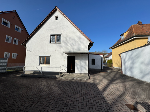 Einfamilienhaus zum Kauf 649.900 € 8 Zimmer 145 m² 625 m² Grundstück frei ab sofort Schwabelweis Regensburg 93055