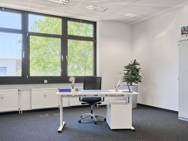 Bürofläche zur Miete 7 € 28,7 m² Bürofläche Werner-von-Siemens-Straße 2 Pfungstadt 64319