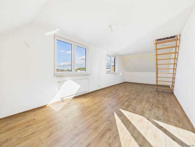 Wohnung zur Miete 1.050 € 6 Zimmer 121 m² frei ab 01.12.2026 Hörn 8 Husum Husum 25813