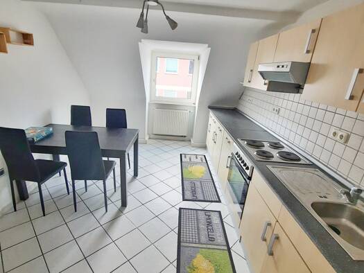 Wohnung zur Miete 800 € 3,5 Zimmer 79 m² Geschoss 4/5 frei ab 01.02.2026 Galgenhof Nürnberg 90459
