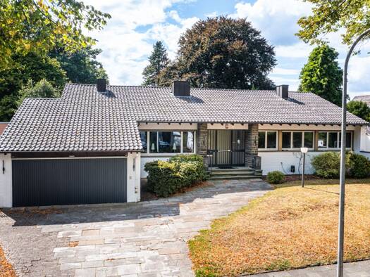 Bungalow zum Kauf 1.295.000 € 5 Zimmer 200 m² 2.280 m² Grundstück frei ab sofort Eicken Mönchengladbach 41063