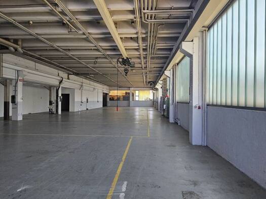 Lagerhalle zur Miete provisionsfrei 700 m² Lagerfläche Robert-Mayer-Straße 10 Urbach Urbach 73660