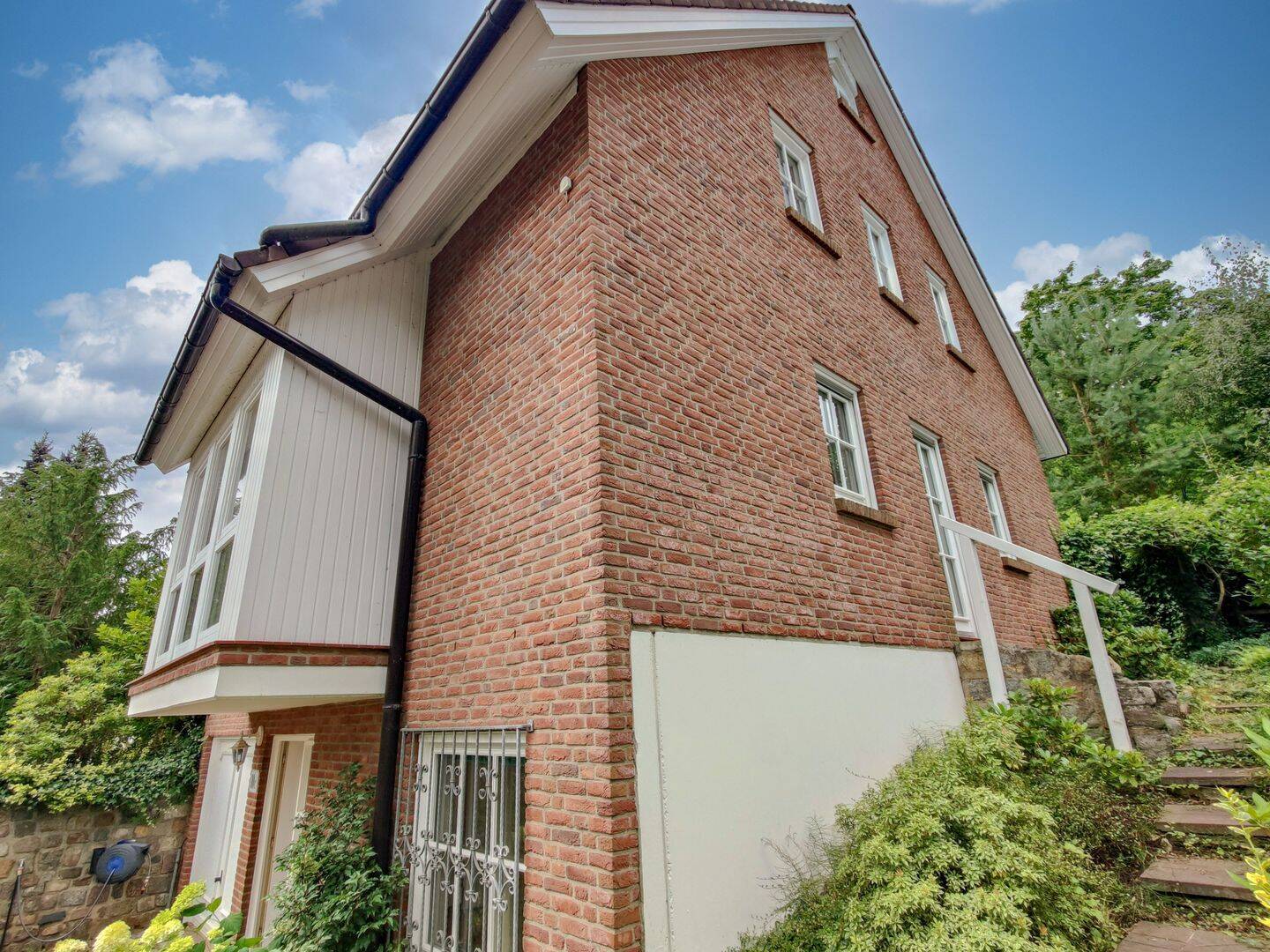 Property thumbnail 23