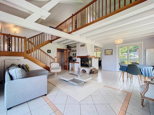 Haus zum Kauf 790.000 € 189 m² 1.517 m² Grundstück Neuvecelle 74500