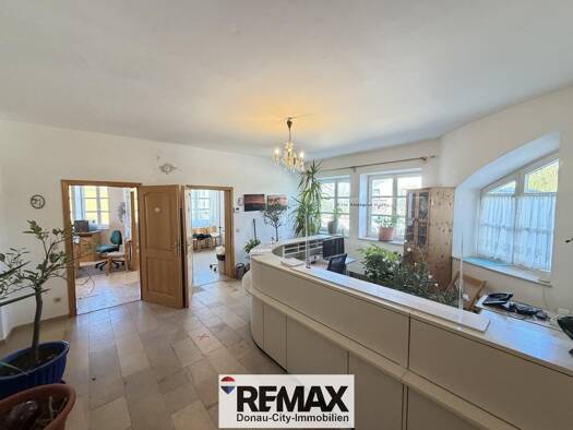Praxis zur Miete 1.200 € 4 Zimmer 105 m² Bürofläche Hollabrunn 2020