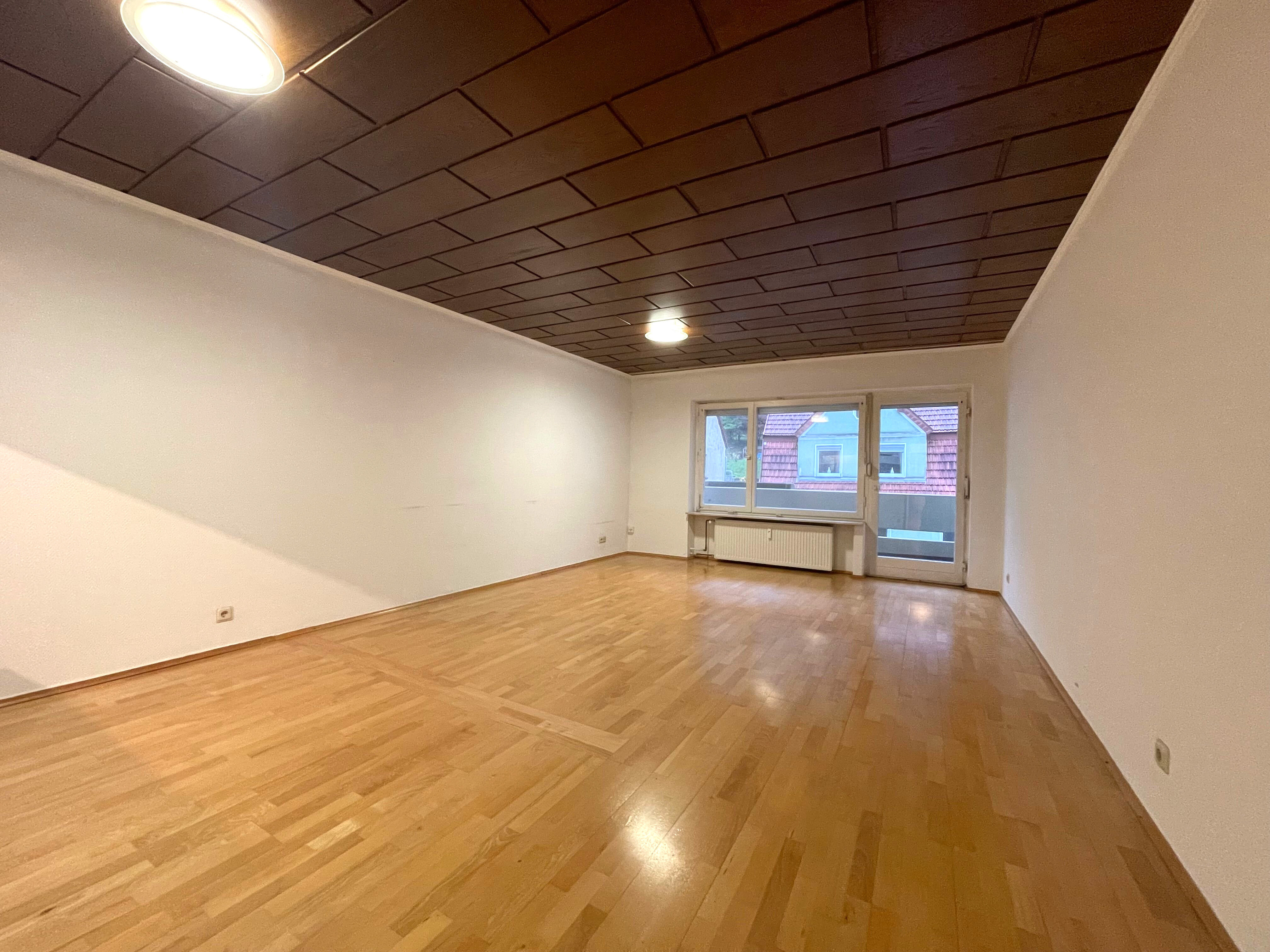 Wohnung zum Kauf 139.000 € 2 Zimmer 78,7 m²<br/>Wohnfläche 2.<br/>Geschoss ab sofort<br/>Verfügbarkeit Schafbrücke Saarbrücken 66121