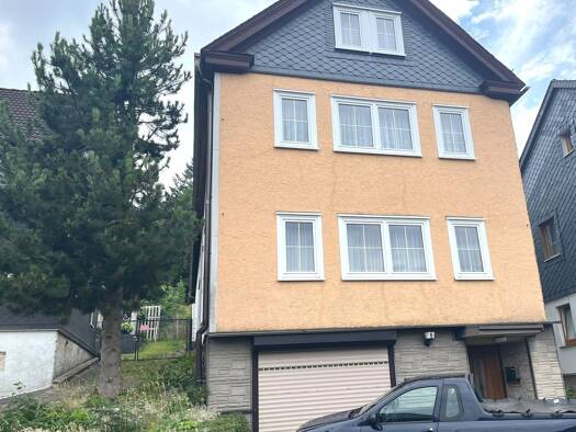 Haus zum Kauf 59.000 € 8 Zimmer 200 m² 580 m² Grundstück frei ab sofort Deesbach 98744