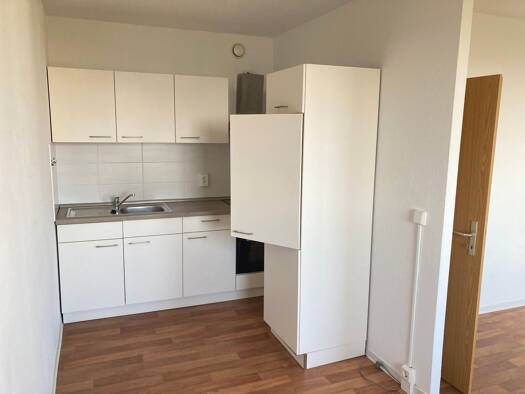 Wohnung zur Miete 368 € 3 Zimmer 55,7 m² 11. Geschoss Willy-Lohmann-Straße 26 Innenstadt Dessau-Roßlau 06844