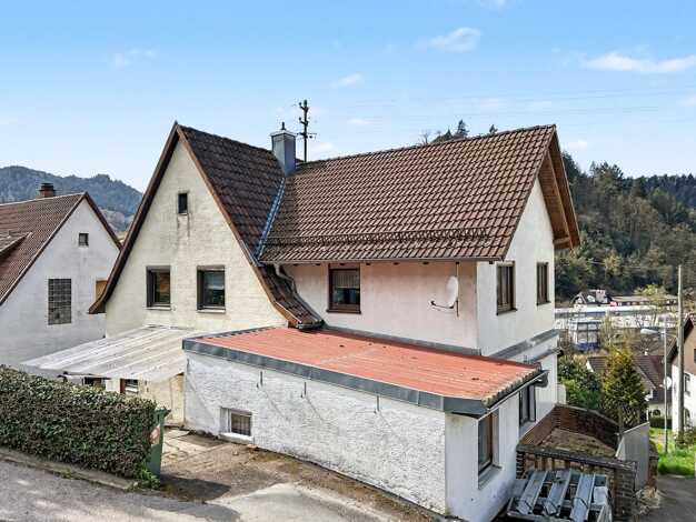 Mehrfamilienhaus zum Kauf 299.000 € 7 Zimmer 210 m² 527 m² Grundstück Obertsrot Gernsbach 76593