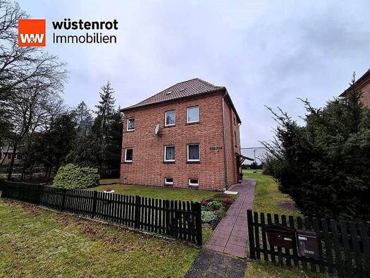 Mehrfamilienhaus zum Kauf provisionsfrei als Kapitalanlage geeignet 169.000 € 6 Zimmer 136 m² 861 m² Grundstück Grabow 19300