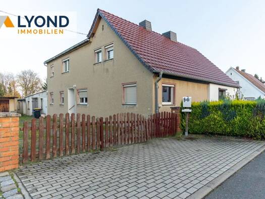 Doppelhaushälfte zum Kauf 130.000 € 5 Zimmer 120 m² 950 m² Grundstück Bergisdorf 06712