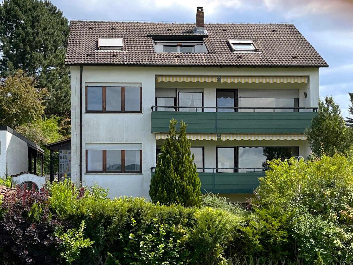 Mehrfamilienhaus zum Kauf 749.000 € 11 Zimmer 300 m²<br/>Wohnfläche 578 m²<br/>Grundstück Veitshöchheim Veitshöchheim 97209