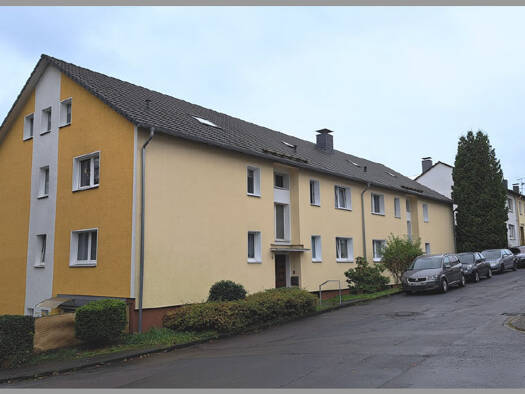 Mehrfamilienhaus zum Kauf als Kapitalanlage geeignet 847.000 € 634 m² 880 m² Grundstück Steinenbrück Gummersbach 51643