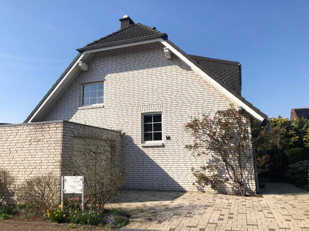 Einfamilienhaus zum Kauf provisionsfrei 595.000 € 5 Zimmer 190 m² 418 m² Grundstück frei ab 15.08.2026 Brüggen 41379