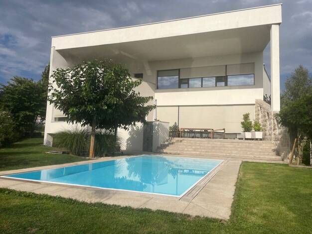Villa zum Kauf provisionsfrei 2.680.000 € 8 Zimmer 460 m² 1.073 m² Grundstück Gramastetten 4040