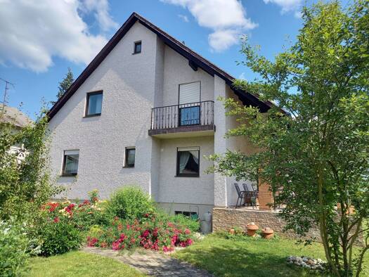 Einfamilienhaus zum Kauf provisionsfrei 549.000 € 5 Zimmer 192 m² 825 m² Grundstück Mesnergasse 2 Regenstauf 93128