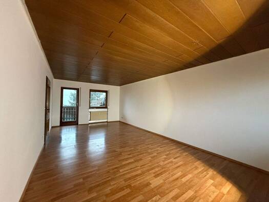 Wohnung zur Miete 600 € 4 Zimmer 120 m² 1. Geschoss frei ab sofort Oberschefflenz Schefflenz 74850