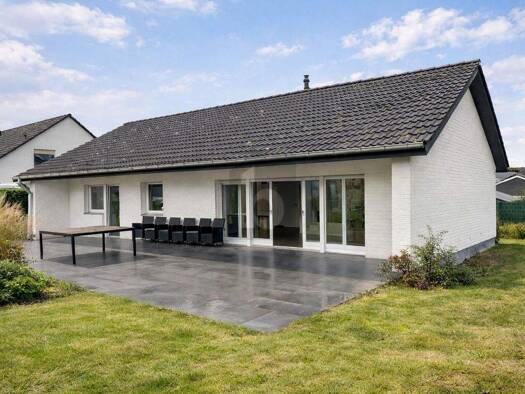 Einfamilienhaus zum Kauf 419.000 € 5 Zimmer 174 m² 674 m² Grundstück Soest 59494