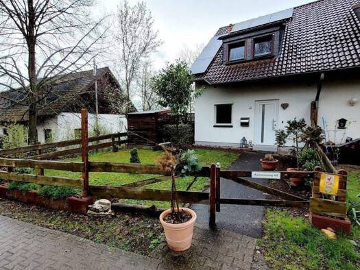 Haus zum Kauf 214.000 € 4 Zimmer 84,8 m² 261 m² Grundstück Stromberg 55442