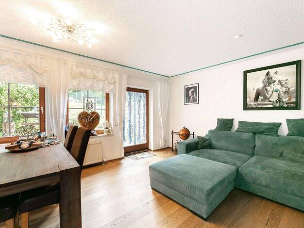 Doppelhaushälfte zum Kauf 349.000 € 5,5 Zimmer 172,2 m² 306 m² Grundstück Oberdischingen 89610