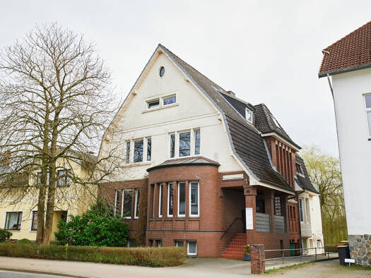 Einfamilienhaus zum Kauf 639.000 € 10 Zimmer 293,2 m² 701 m² Grundstück Elmshorn 25335