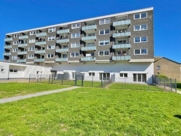 Wohnung zur Miete 804 € 2,5 Zimmer 69 m² 4. Geschoss frei ab 31.08.2026 Montanusstr. 8 Leichlingen Leichlingen 42799