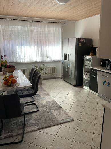 Mehrfamilienhaus zum Kauf als Kapitalanlage geeignet 380 m² 669 m² Grundstück Carl-Zeller-Straße 27 Au Au in der Hallertau 84072