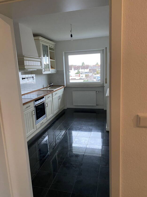 Wohnung zur Miete 950 € 3 Zimmer 105 m² 1. Geschoss frei ab sofort Neusitz Neusitz 91616