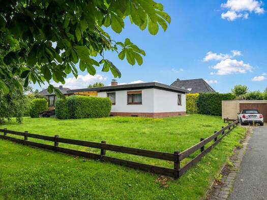 Bungalow zum Kauf provisionsfrei 189.000 € 4 Zimmer 100 m² 1.002 m² Grundstück Drochtersen Drochtersen 21706