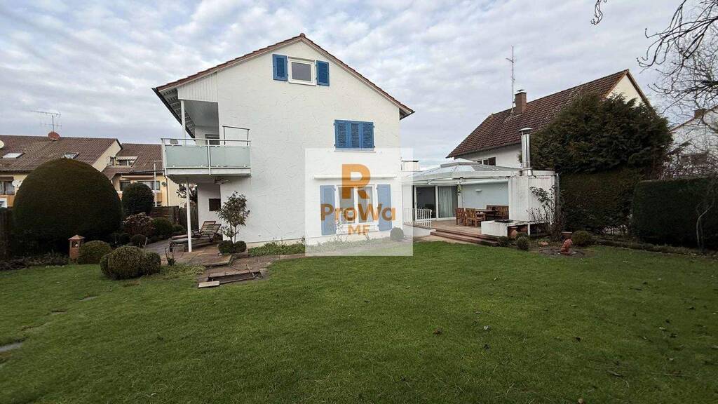 Einfamilienhaus zum Kauf 5 Zimmer 180 m² 607 m² Grundstück Kleinsachsenheim Sachsenheim 74343