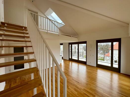 Maisonette zur Miete 2.250 € 3 Zimmer 105,6 m² 3. Geschoss frei ab 01.10.2026 Haar Haar 85540