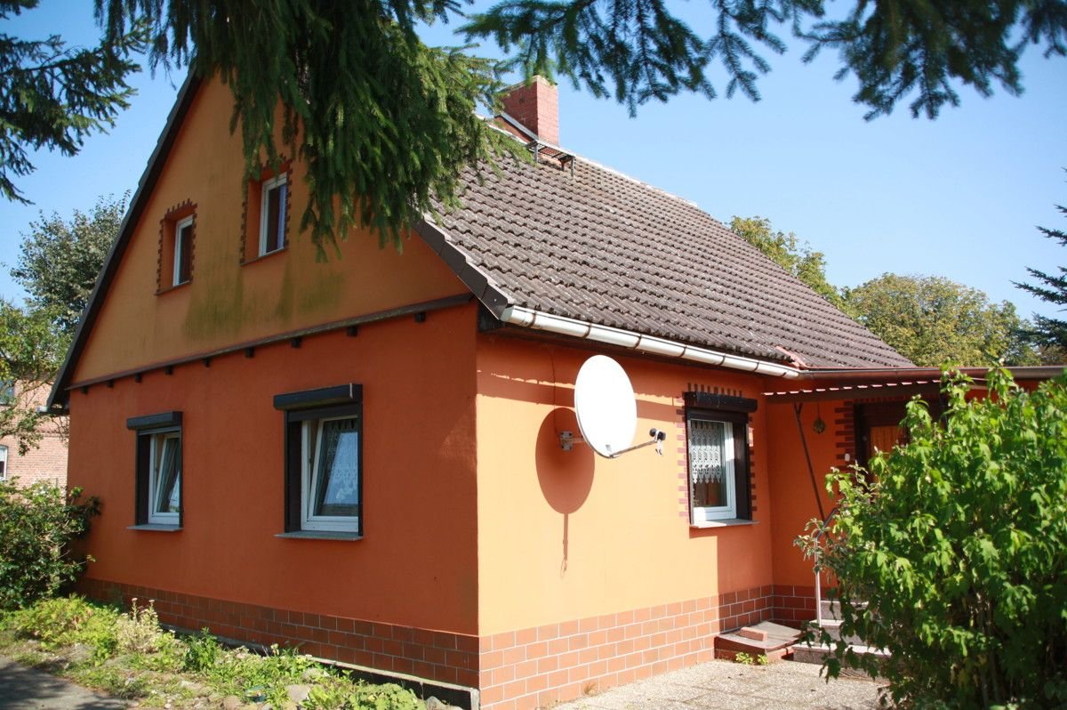 Einfamilienhaus zum Kauf 69.000 € 4 Zimmer 80 m²<br/>Wohnfläche 1.750 m²<br/>Grundstück Retzow Malchin 17139