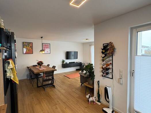 Wohnung zur Miete 880 € 3 Zimmer 85 m² 1. Geschoss frei ab 01.06.2026 Niedermotzing Aholfing 94345