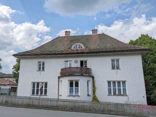 Stadthaus zum Kauf 250.000 € 10 Zimmer 266 m² 485 m² Grundstück Viechtach 94234