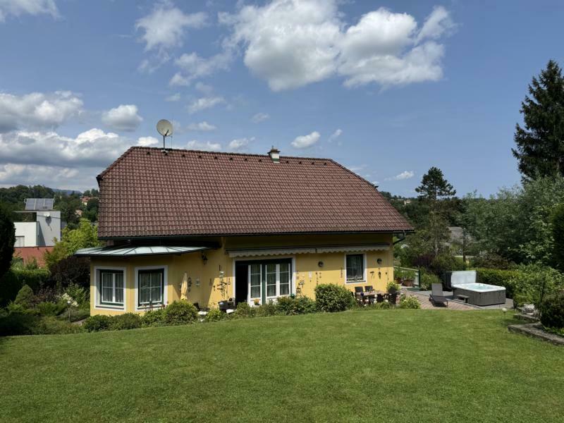 Einfamilienhaus zum Kauf 1.690.000 € 7 Zimmer 240 m²<br/>Wohnfläche 2.405 m²<br/>Grundstück Sankt Leonhard Graz 8010