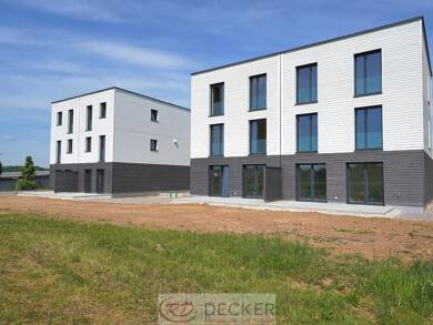 Doppelhaushälfte zur Miete 1.415 € 5 Zimmer 160,9 m² 268,1 m² Grundstück frei ab 01.08.2025 Geiselhöring Geiselhöring 94333