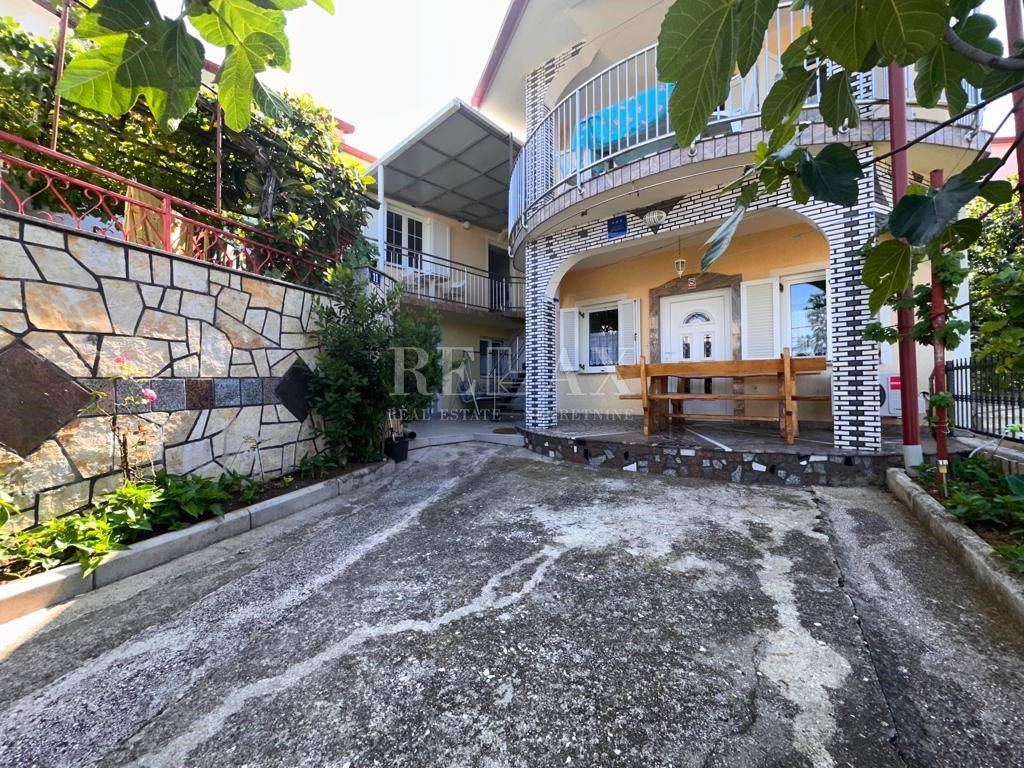 Haus zum Kauf 259.000 € 6 Zimmer 158 m²<br/>Wohnfläche Novi Vinodolski center