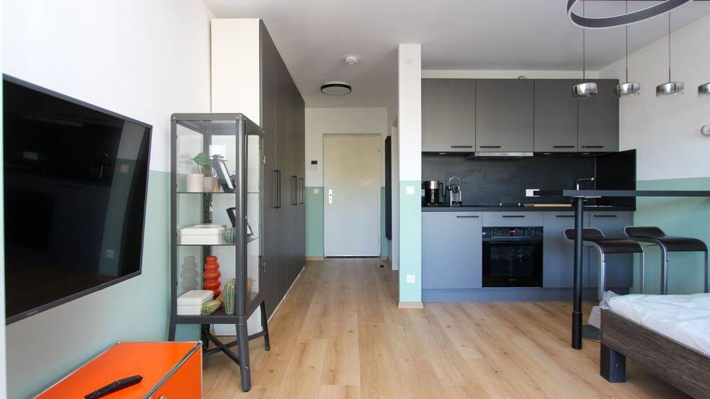 Studio zur Miete 1.300 € 1 Zimmer 26,1 m² 2. Geschoss frei ab 15.04.2026 Leopoldstraße 206 Schwabing-Freimann München 80804