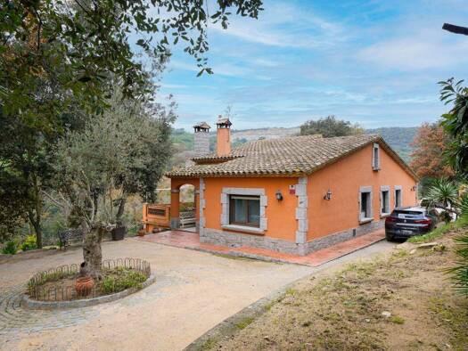 Bauernhaus zum Kauf provisionsfrei 690.000 € 7 Zimmer 270 m² 20.000 m² Grundstück Orrius 08317