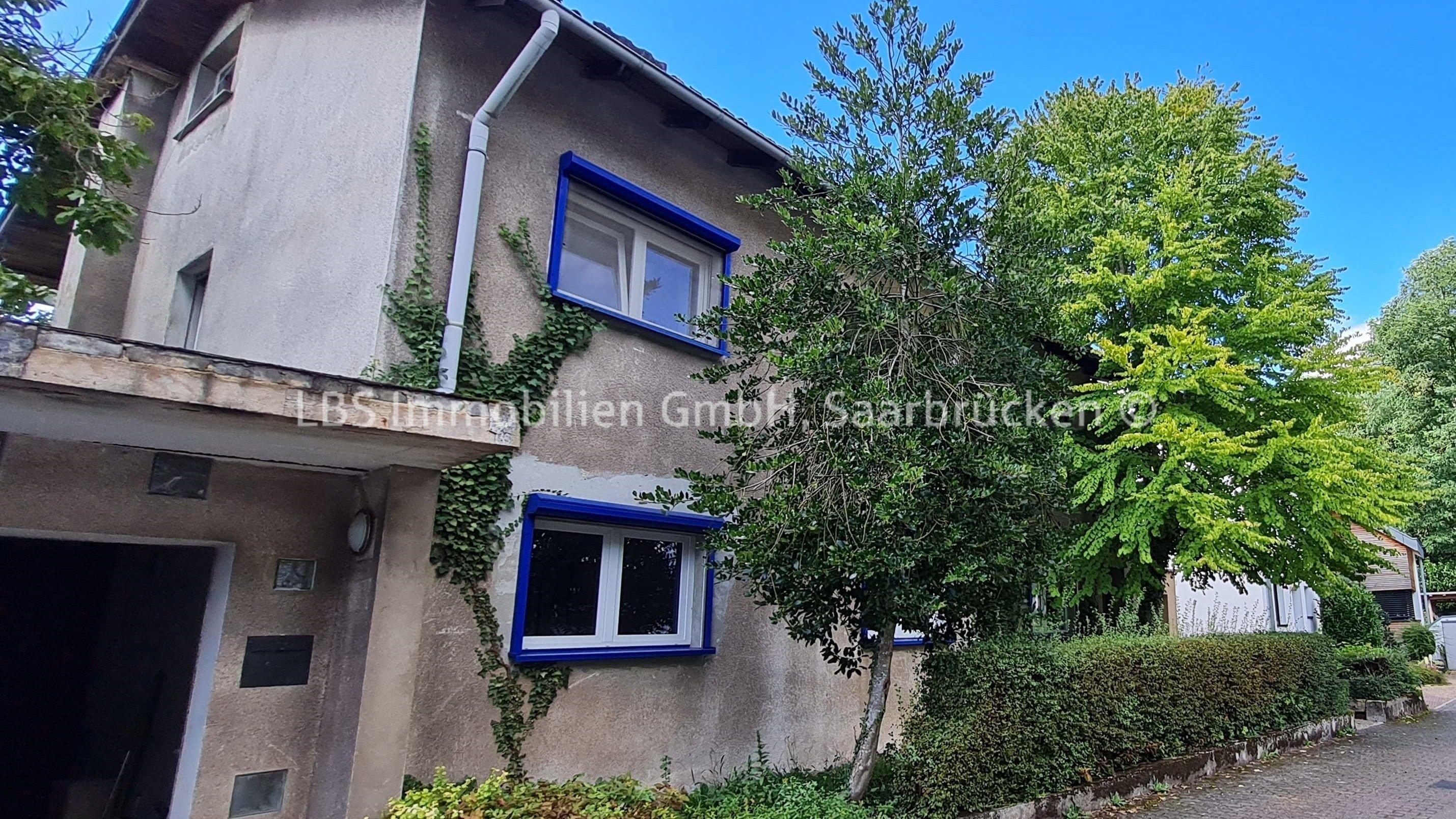 Einfamilienhaus zum Kauf 235.000 € 8 Zimmer 220 m²<br/>Wohnfläche 668 m²<br/>Grundstück 01.01.2025<br/>Verfügbarkeit Stadtmitte Völklingen 66333