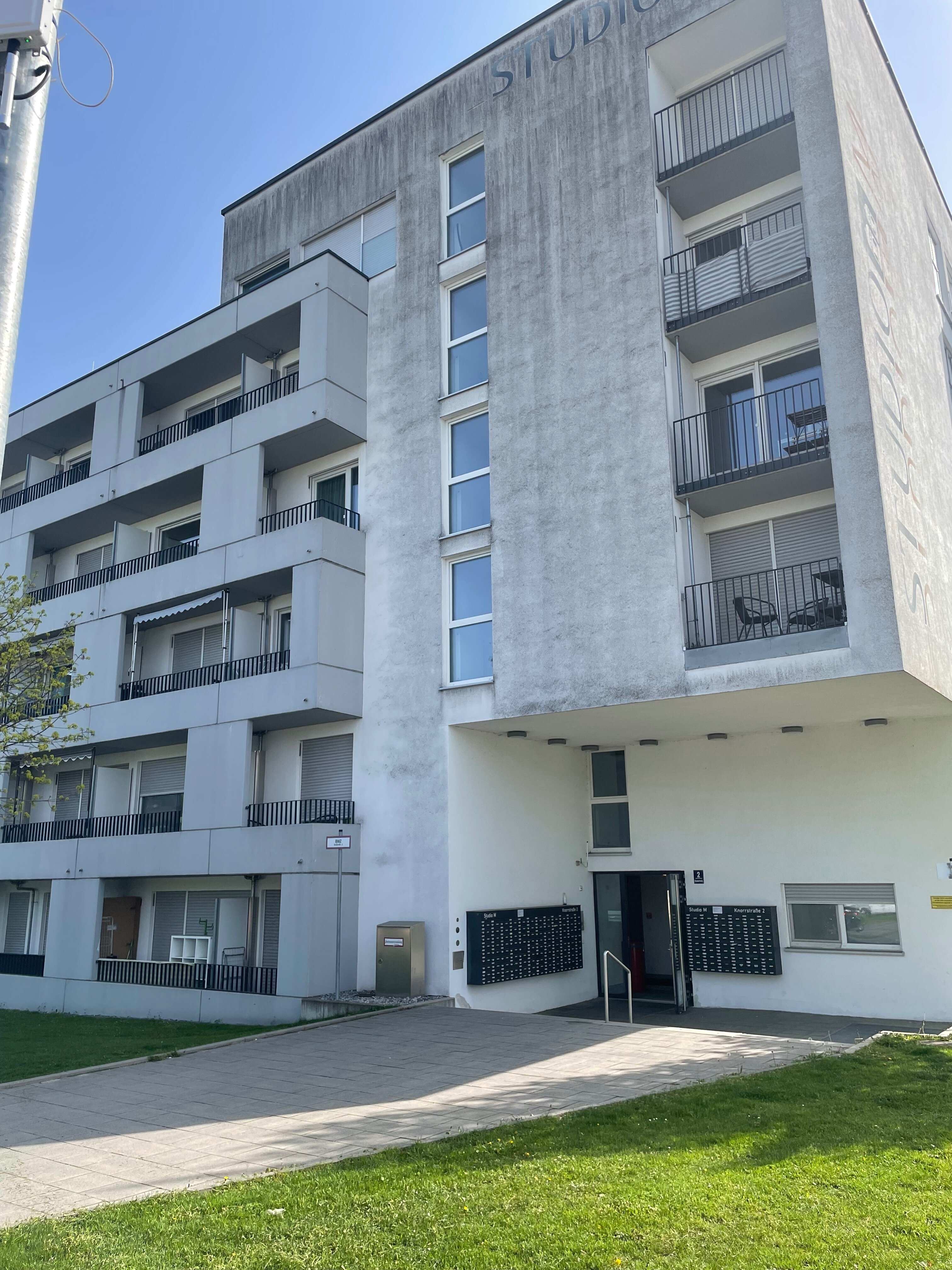 Wohnung zum Kauf 228.900 € 1 Zimmer 20,5 m²<br/>Wohnfläche Knorrstraße 2 Milbertshofen München 80807