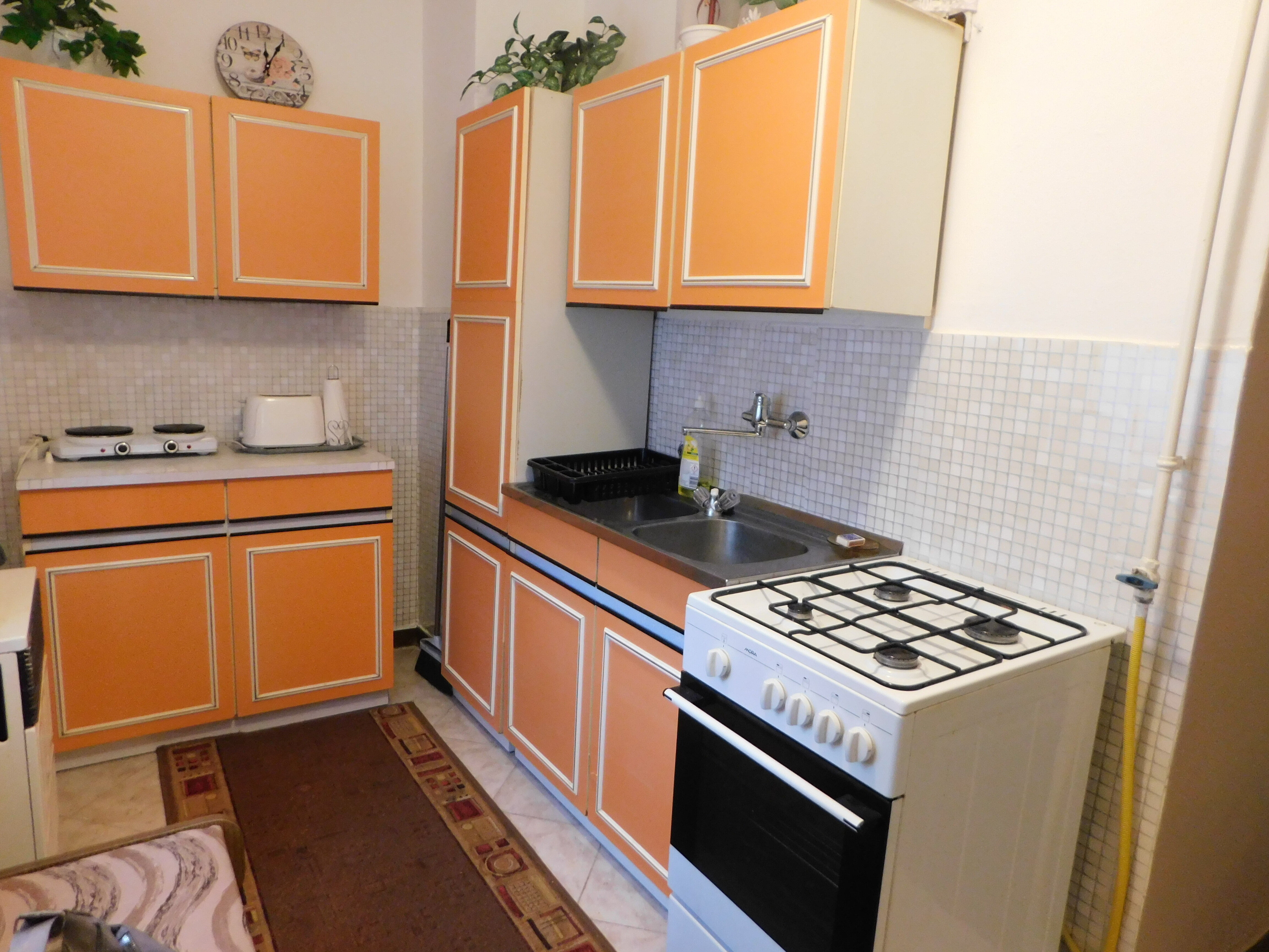 Studio zum Kauf 47.250 € 1 Zimmer 37 m²<br/>Wohnfläche 1.<br/>Geschoss ab sofort<br/>Verfügbarkeit Dombóvár