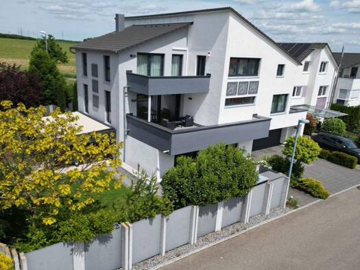 Einfamilienhaus zum Kauf 7 Zimmer 320 m² 487 m² Grundstück frei ab 01.09.2026 Gärtringen 71116