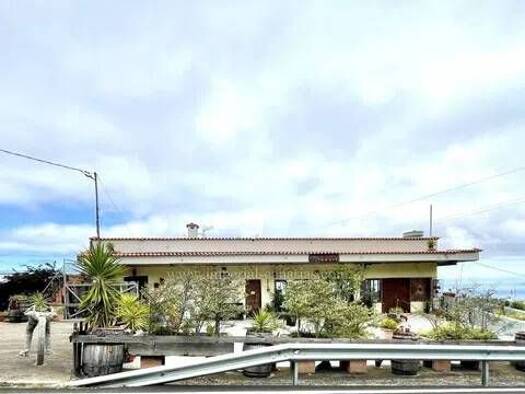 Chalet zum Kauf 900.000 € 5 Zimmer 390 m² Santa Bárbara-La Florida Icod de los Vinos 38438