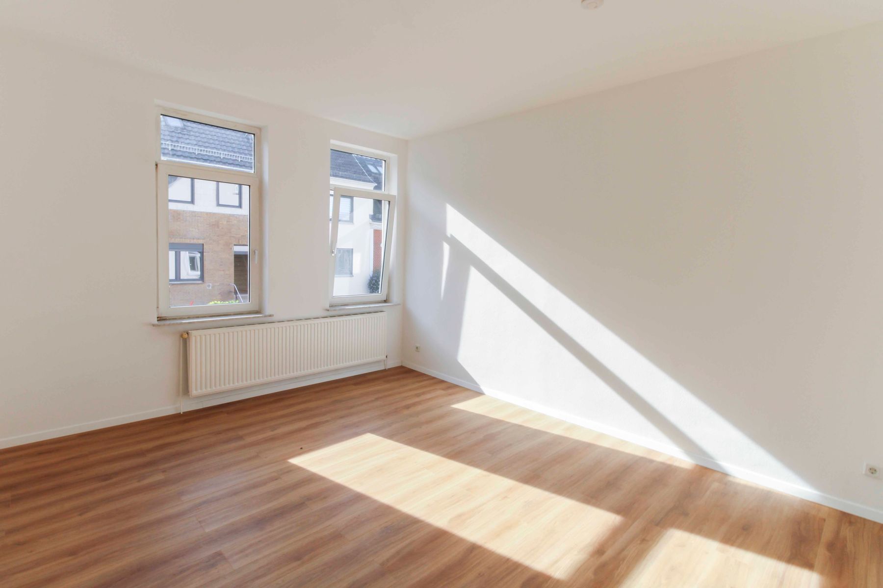 Wohnung zum Kauf 169.000 € 3 Zimmer 85,1 m²<br/>Wohnfläche 1.<br/>Geschoss Osterfeuerberg Bremen 28219