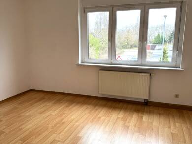 Wohnung zur Miete 570 € 3 Zimmer 85,7 m² 1. Geschoss frei ab sofort Mitschurinstrasse 3 Wolfen Bitterfeld-Wolfen 06749