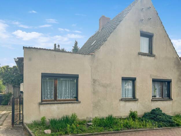 Einfamilienhaus zum Kauf 100.000 € 4 Zimmer 82 m² 650 m² Grundstück Hillersleben Hillersleben 39343